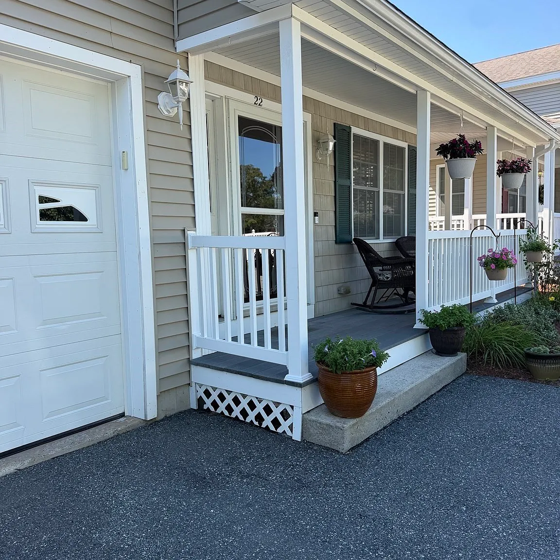 615 Nashua Rd — Photo 2