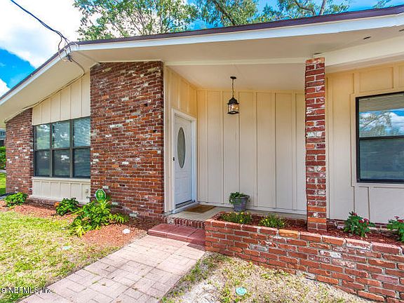 4th image of 1251 Knobb Hill Dr