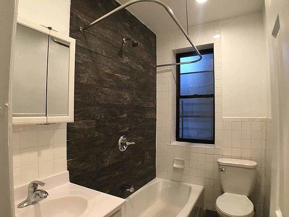 4th image of 2401 Davidson Ave APT 4E