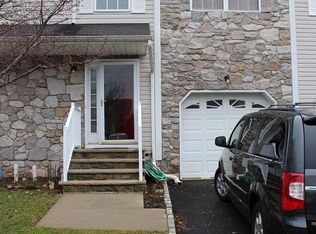 30 Mindy Dr, Somerset, NJ 08873