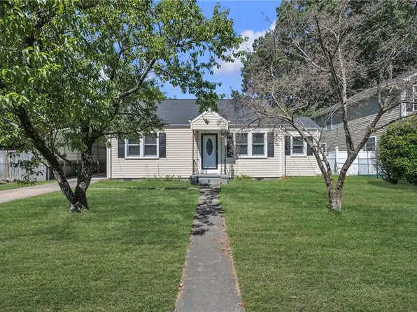 3221 Hyde Cir, Norfolk, VA 23513