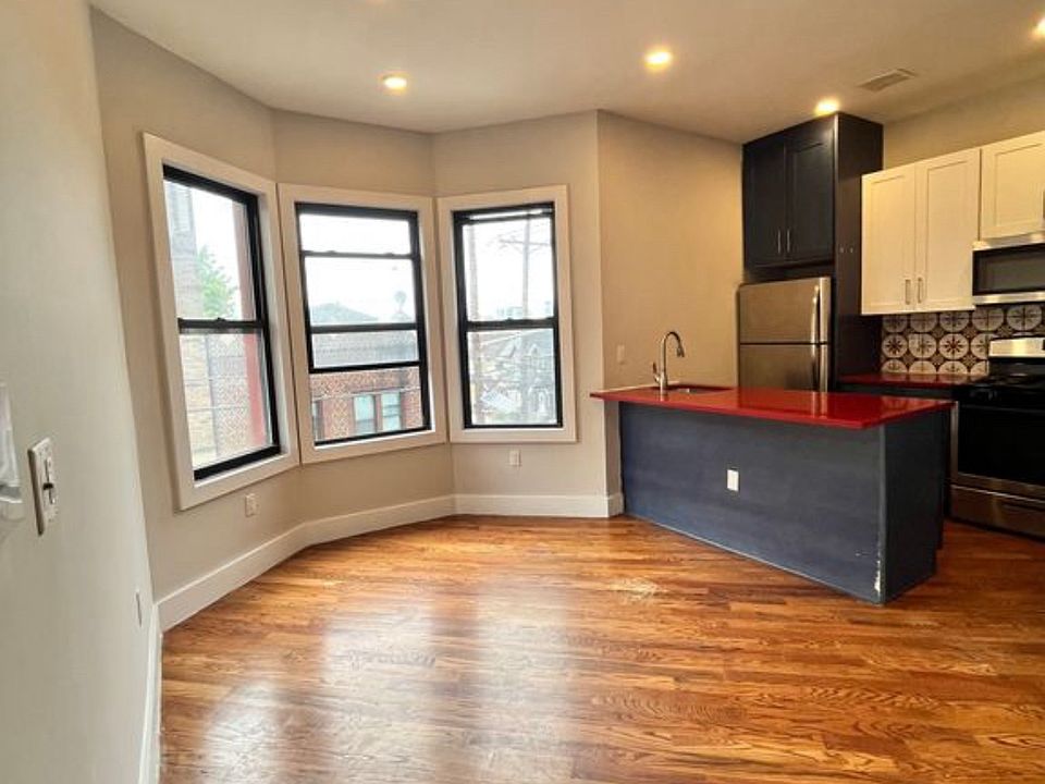 1st image of 738 Garfield Ave #2A