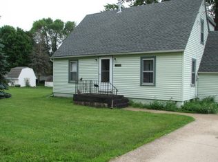 354 W Hamilton St, Winthrop, IA 50682