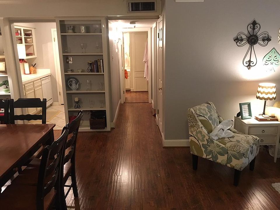 1st image of 7555 Katy Fwy APT 44