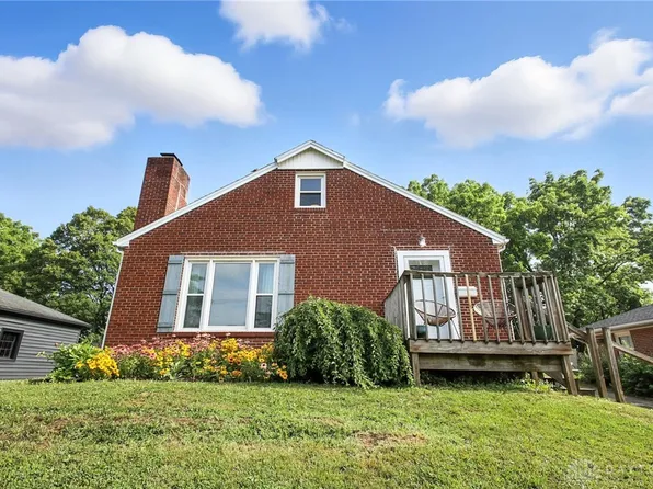 706 W Harding Rd, Springfield, OH 45504