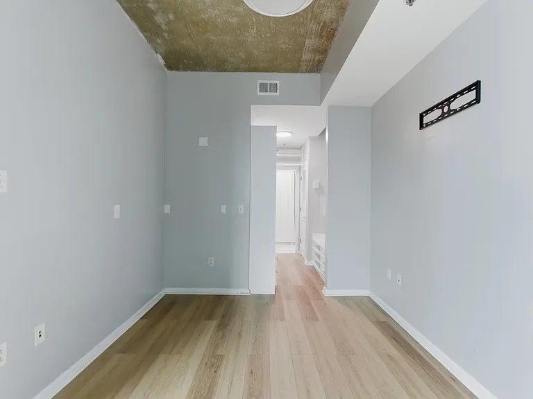 415 Church St #2409 — Photo 12