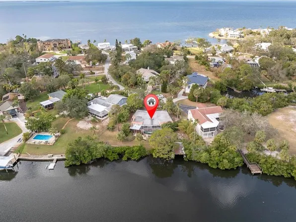 2014 Cove Ct, Holiday, FL 34691