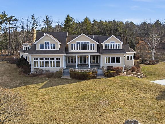 3rd image of 955 Catamount Road