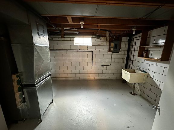 3rd image of 2617 38th St NW #2621