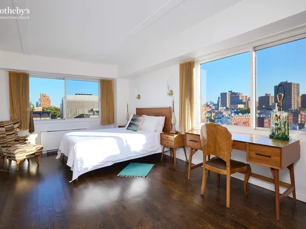 240 East Tenth Street image 5 of 11