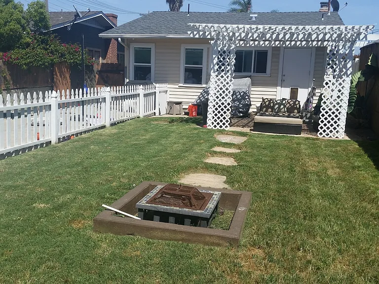4214 Kansas St — Photo 15