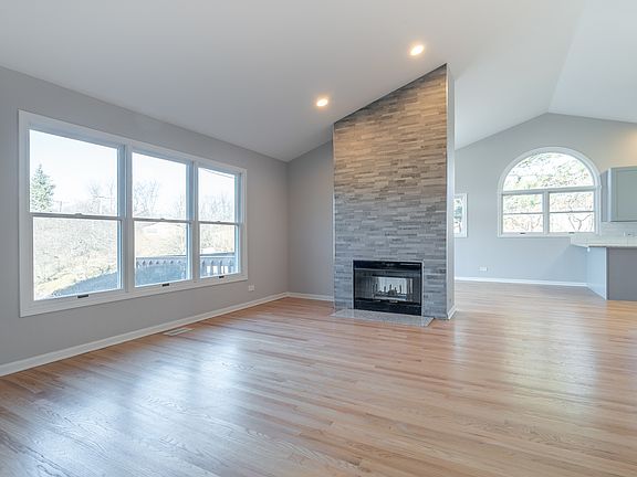 4th image of 101 Wysteria Dr