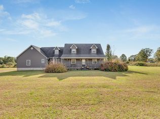 1071 Little Mountain Rd, Wellford, SC 29385