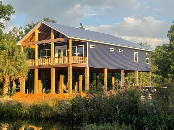 6120 Tyler St, Bay Saint Louis, MS 39520