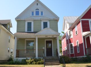 906 Vine St, La Crosse, WI 54601