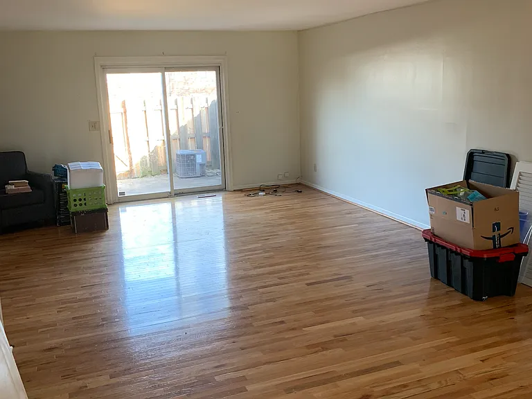 4886 Dierker Rd — Photo 5