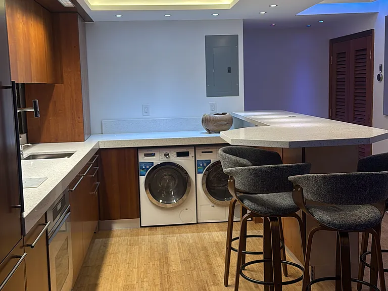 401 Ocean Dr #518 — Photo 6