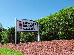 5620 95th St, Sebastian, FL 32958