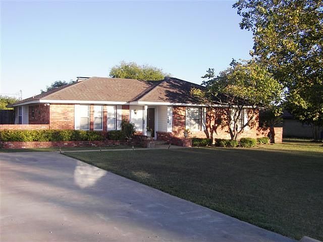 1st image of 510 Butterfly Ln