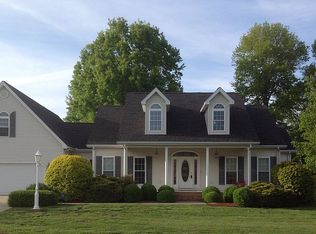 300 Marcia Dr, Carterville, IL 62918