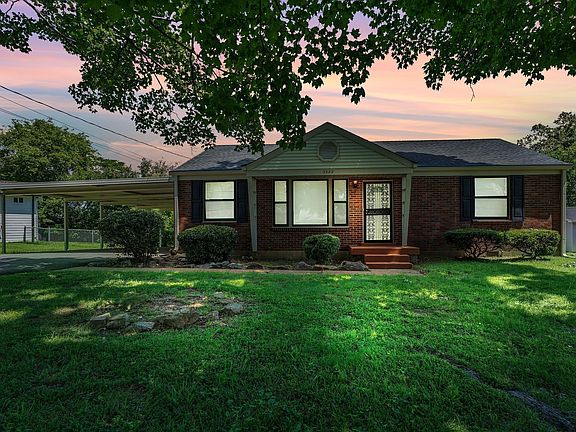 2nd image of 3522 Hewlett Dr