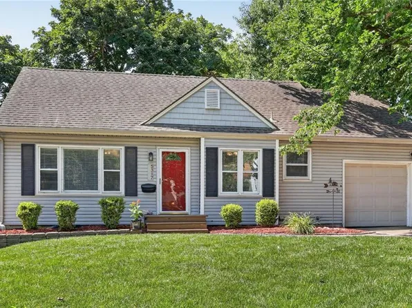5317 W 50th Ter, Roeland Park, KS 66205
