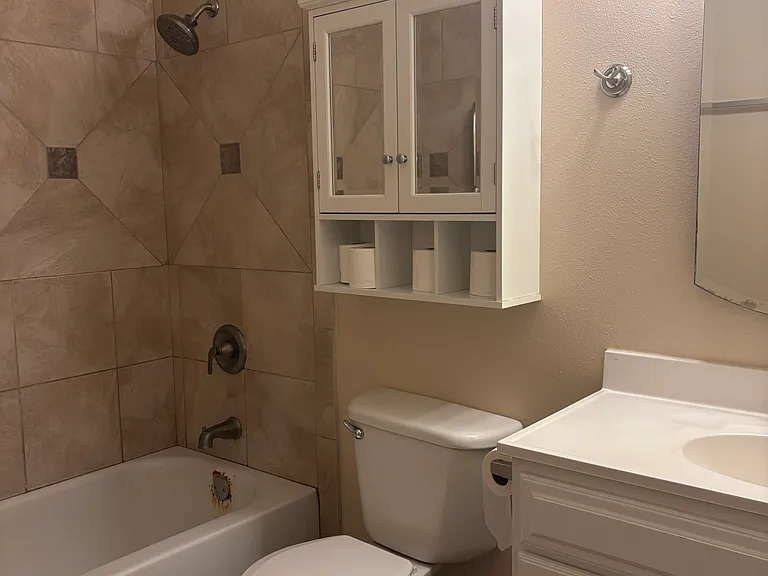 4111 Shawnee Cir — Photo 9