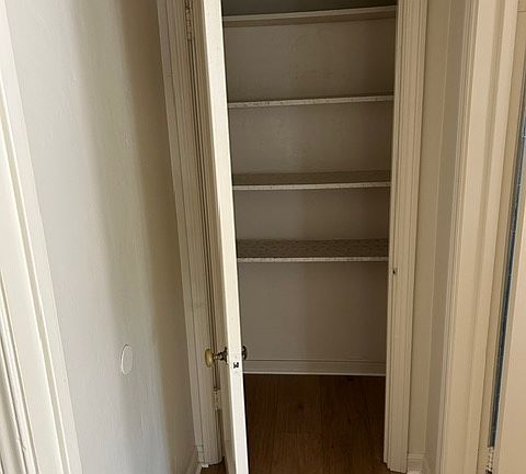 5th image of 4107 Beresford St #1