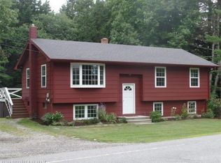136 S Freeport Rd, Freeport, ME 04032