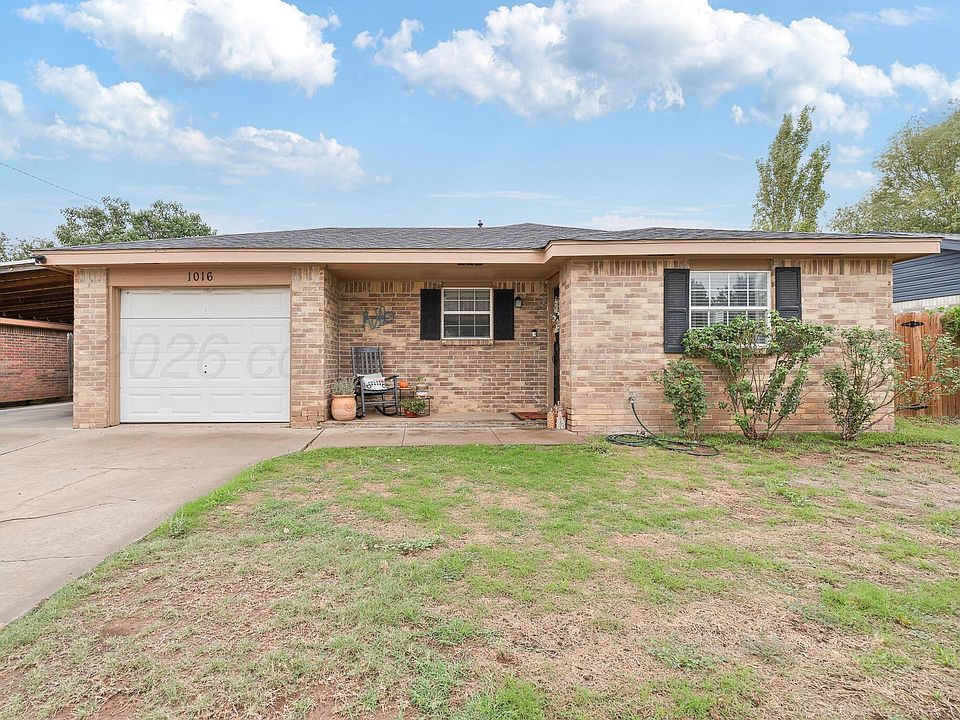 1st image of 1016 Holly Ln