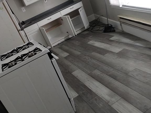 5th image of 2237 Broadway St #3