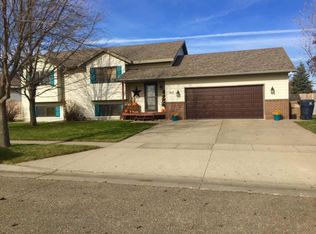 1601 Northridge Dr, Watertown, SD 57201