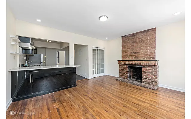 Rented by Douglas Elliman | media 9