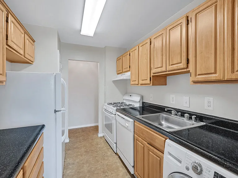 The Phoenix Apartments — Photo 14