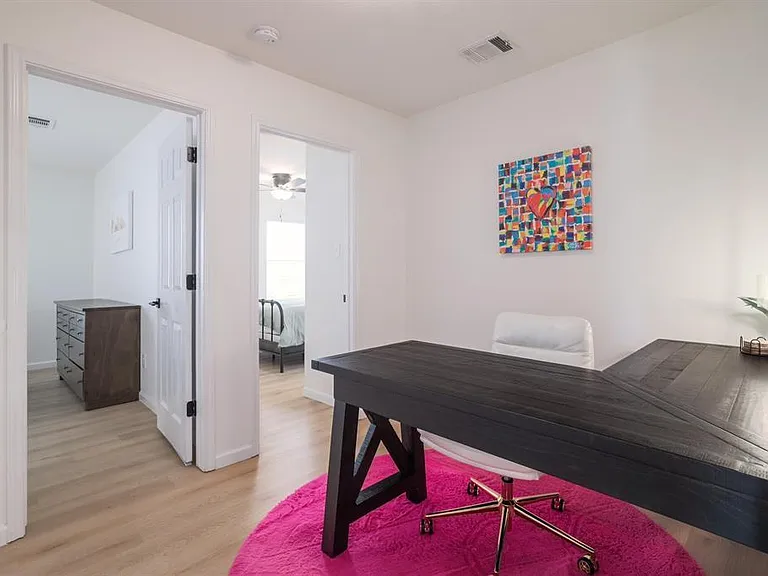 1819 Melissa Oaks Ln — Photo 21