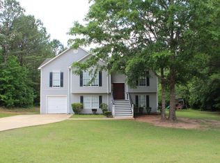 421 Hampton Green Dr, Lagrange, GA 30240
