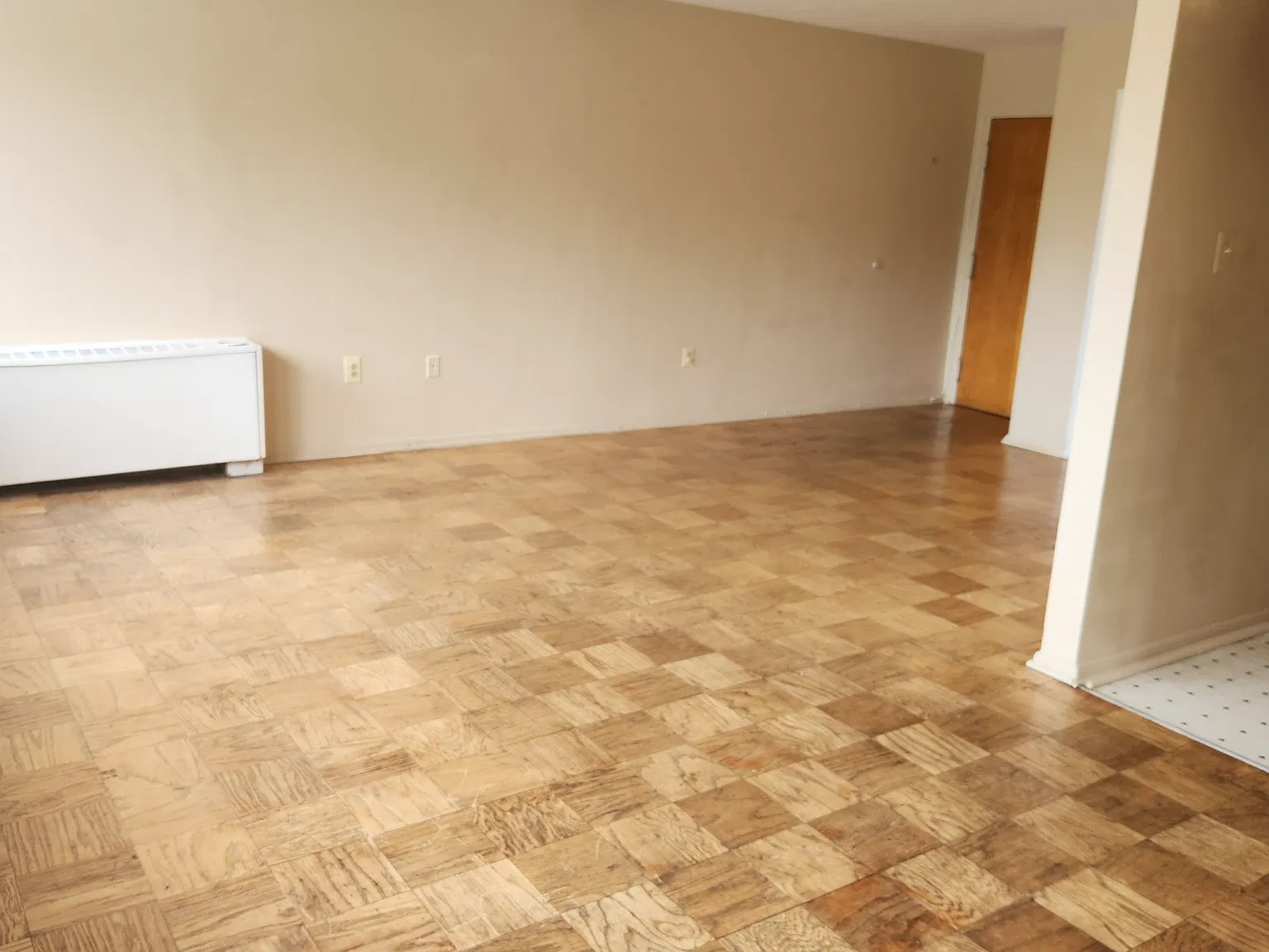 2 bed, 937 sqft, $1,500 — Photo 4