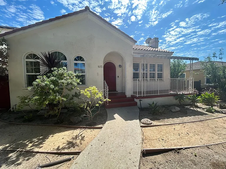 922 S Patton Ave — Photo 3