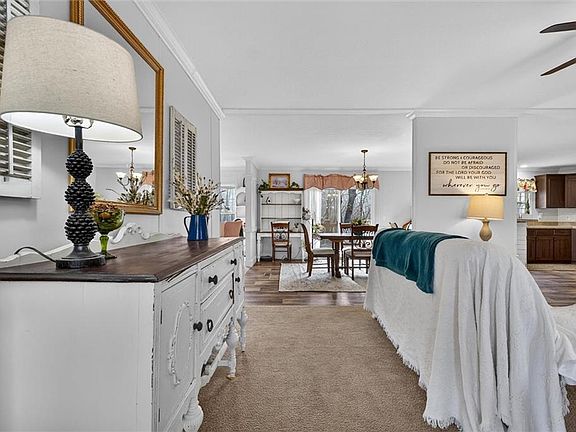 5th image of 5672 Woodlin Rd