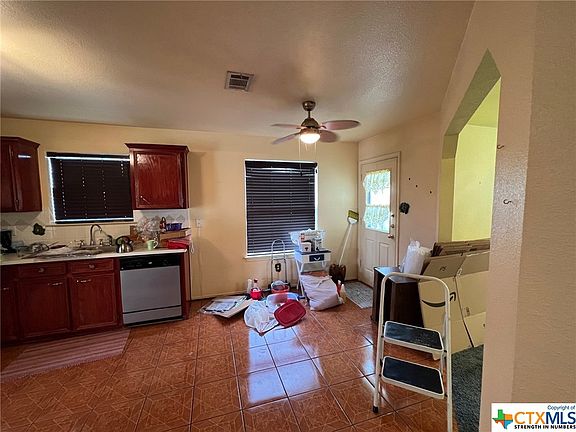 4th image of 1300 Bristol Dr