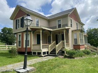 356 Fallsdale Rd, Tyler Hill, PA 18469