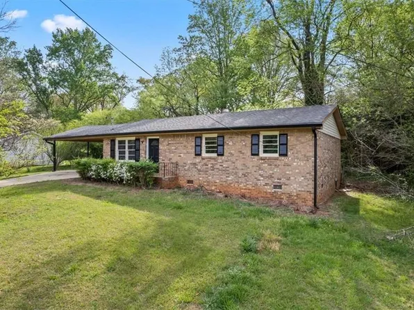 3570 Briar Dr, Lithia Springs, GA 30122