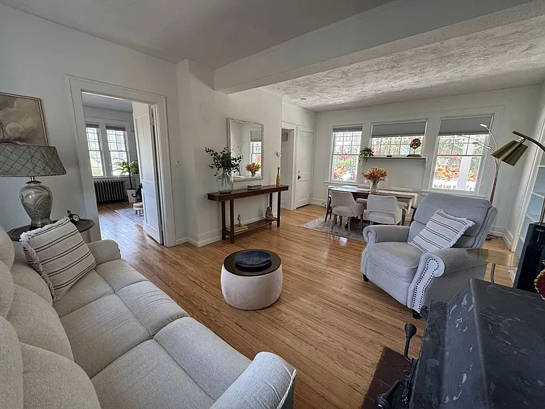 105 W Houghton Ave — Photo 19