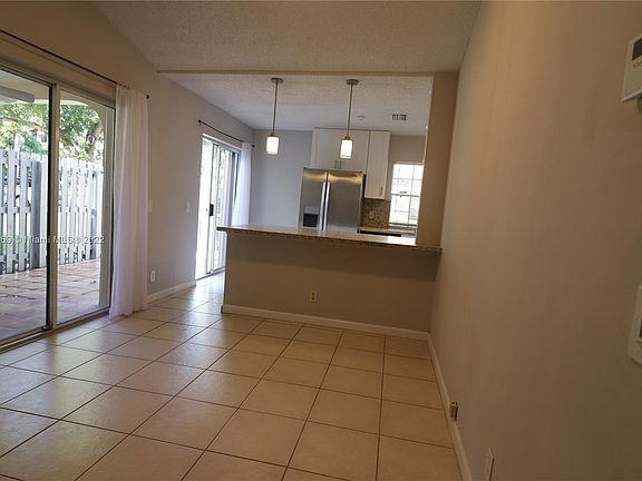 2nd image of 1577 Springside Dr