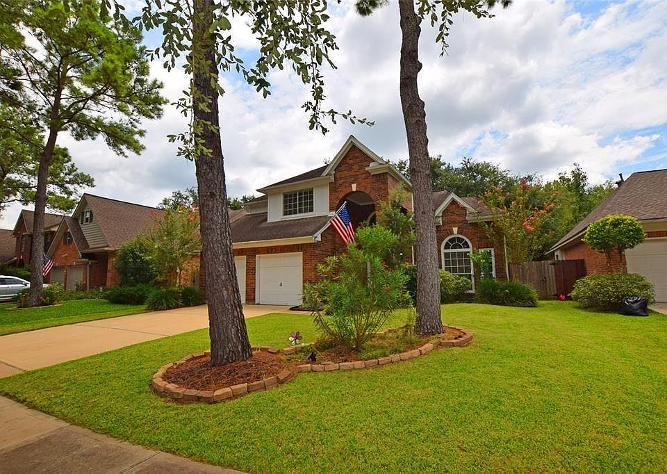 1st image of 1726 Emerald Lake Ct