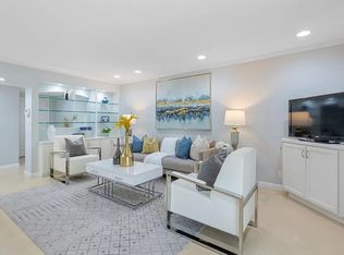 675 Sharon Park Dr APT 124, Menlo Park, CA 94025