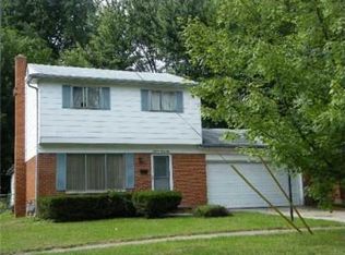 1561 Stratford Ct, Ypsilanti, MI 48198