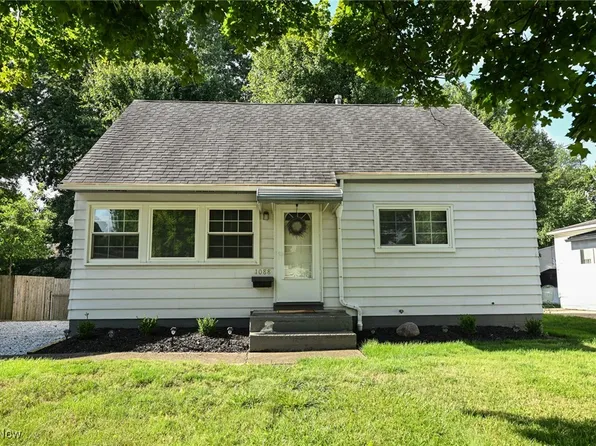 1088 Breckenridge St, Akron, OH 44314