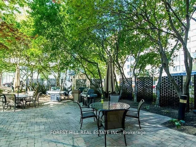 123 Eglinton Ave E #1014 — Photo 5
