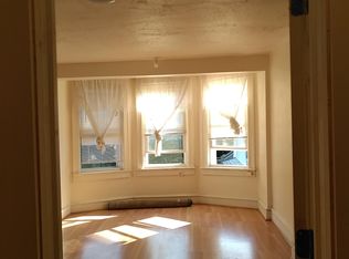 21 N Gouveneur Ave, Trenton, NJ 08618